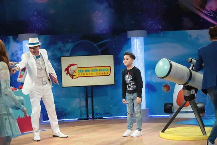 Shark Dzung rót 50 triệu đồng cho dự án của con trai MC Hồng Phúc - Ảnh 4.