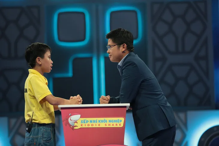 Sếp nhí khởi nghiệp - Tập cuối: Cậu bé 11 tuổi biến vỏ trái cây thành... nước tẩy rửa, xịt thơm - Ảnh 6. Sếp nhí khởi nghiệp - Tập cuối: Cậu bé 11 tuổi biến vỏ trái cây thành... nước tẩy rửa, xịt thơm - Ảnh 6.