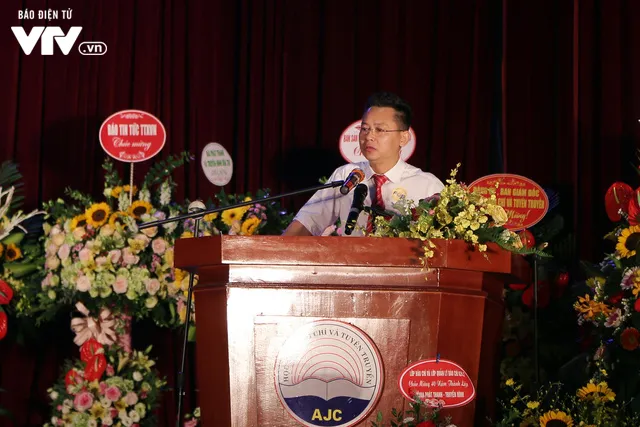 Khoa Phát thanh - Truyền hình, Học viện Báo chí & Tuyên truyền kỷ niệm 40 năm thành lập và đón nhận Huân chương Lao động Hạng Ba - Ảnh 4. Khoa Phát thanh - Truyền hình, Học viện Báo chí & Tuyên truyền kỷ niệm 40 năm thành lập và đón nhận Huân chương Lao động Hạng Ba - Ảnh 4.