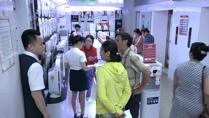 Sốt mặt hàng máy lọc không khí - Ảnh 4. Sốt mặt hàng máy lọc không khí - Ảnh 4.