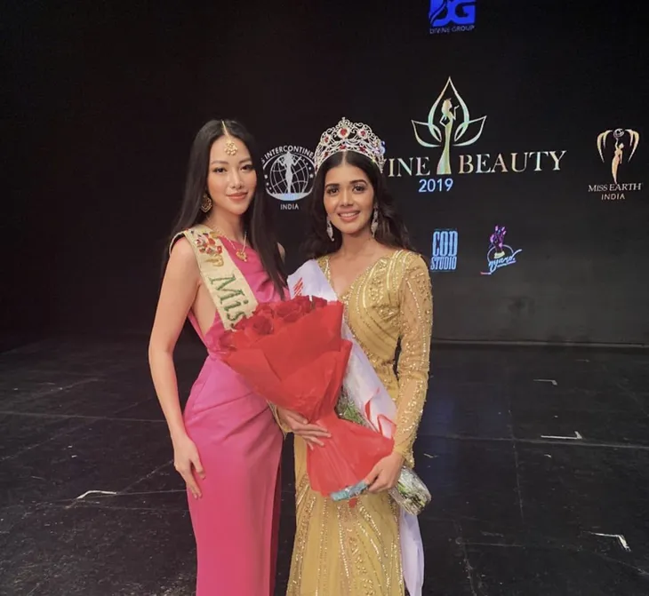 Phương Khánh trao vương miện cho Miss Earth India 2019 - Ảnh 2. Phương Khánh trao vương miện cho Miss Earth India 2019 - Ảnh 2.