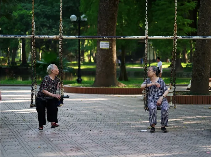 Triển lãm ảnh: Vì một Hà Nội đáng sống - Ảnh 1.