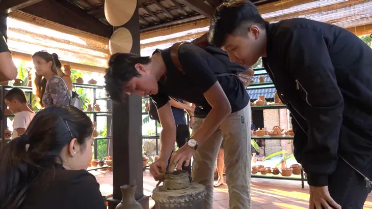 Làng nghề truyền thống bên sông Cái - Ảnh 3. Làng nghề truyền thống bên sông Cái - Ảnh 3.