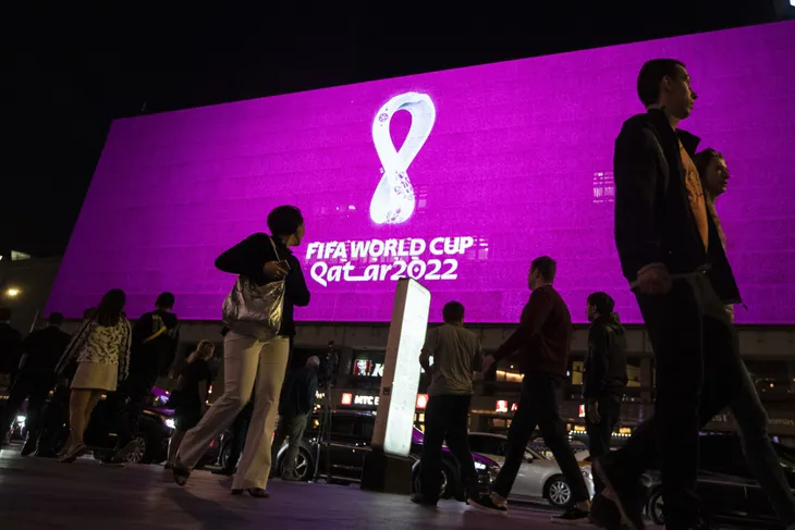 Qatar công bố logo chính thức cho World Cup 2022 - Ảnh 4. Qatar công bố logo chính thức cho World Cup 2022 - Ảnh 4.