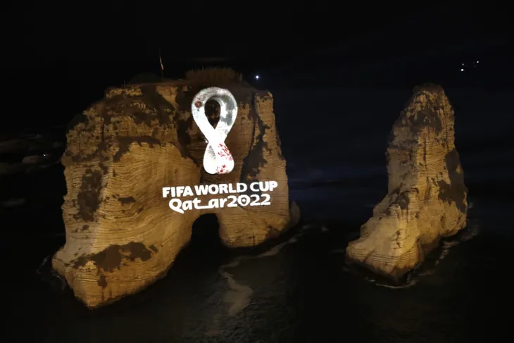 Qatar công bố logo chính thức cho World Cup 2022 - Ảnh 5. Qatar công bố logo chính thức cho World Cup 2022 - Ảnh 5.