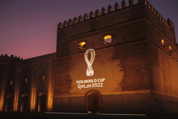 Qatar công bố logo chính thức cho World Cup 2022 - Ảnh 1. Qatar công bố logo chính thức cho World Cup 2022 - Ảnh 1.