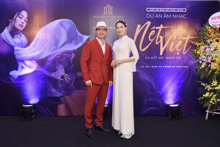 Dàn sao gạo cội đất Bắc tề tựu tại buổi ra mắt sản phẩm âm nhạc của Hoa hậu Tuyết Nga - Ảnh 5. Dàn sao gạo cội đất Bắc tề tựu tại buổi ra mắt sản phẩm âm nhạc của Hoa hậu Tuyết Nga - Ảnh 5.