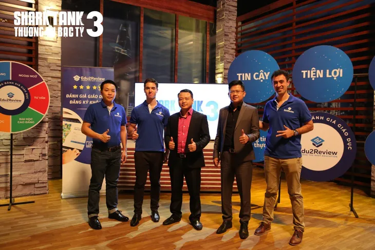 Sau 7 tập , Shark Dzung Nguyễn lần đầu chịu xuống tiền tại Shark Tank Việt Nam - Ảnh 6. Sau 7 tập , Shark Dzung Nguyễn lần đầu chịu xuống tiền tại Shark Tank Việt Nam - Ảnh 6.