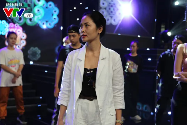 Dàn diễn viên hóa Mị trên sân khấu VTV Awards trước giờ G - Ảnh 5. Dàn diễn viên hóa Mị trên sân khấu VTV Awards trước giờ G - Ảnh 5.
