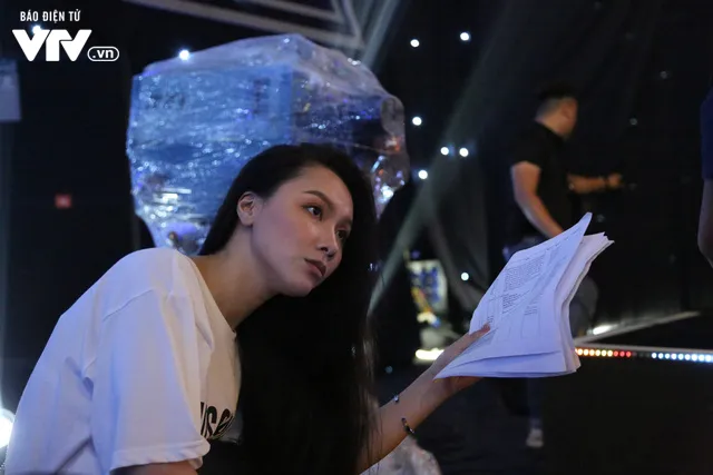 VTV Awards 2019: Tất bật chuẩn bị trước giờ G - Ảnh 5. VTV Awards 2019: Tất bật chuẩn bị trước giờ G - Ảnh 5.