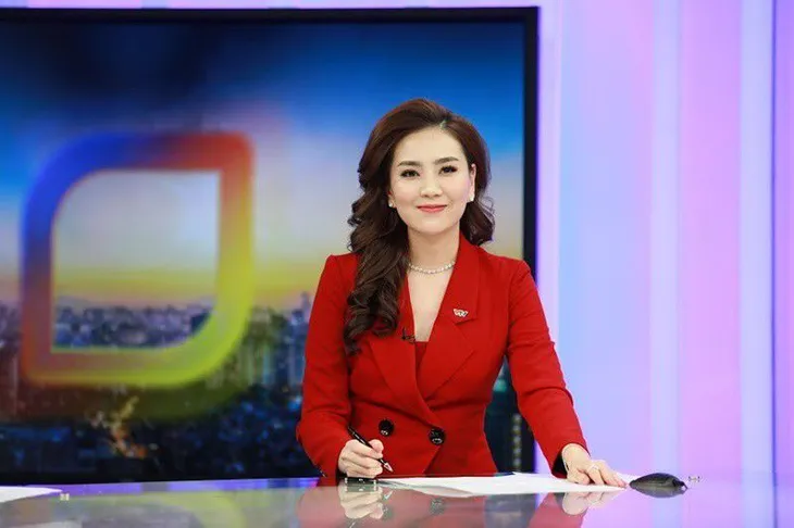 BTV Diễm Quỳnh, Anh Tuấn và dàn MC VTV ngày ấy - bây giờ - Ảnh 8. BTV Diễm Quỳnh, Anh Tuấn và dàn MC VTV ngày ấy - bây giờ - Ảnh 8.
