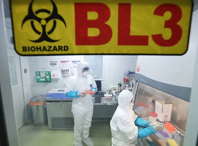 Bệnh nhân đầu tiên tử vong do bệnh viêm phổi virus mới ở Vũ Hán (Trung Quốc) - Ảnh 1. Bệnh nhân đầu tiên tử vong do bệnh viêm phổi virus mới ở Vũ Hán (Trung Quốc) - Ảnh 1.