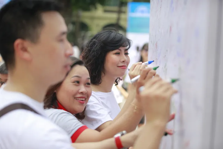 Đi bộ kêu gọi Đã uống rượu bia, không lái xe - Ảnh 1. Đi bộ kêu gọi Đã uống rượu bia, không lái xe - Ảnh 1.