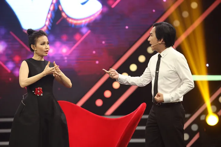 Cẩm Ly khoe giọng ca cải lương ngọt như mía lùi - Ảnh 2. Cẩm Ly khoe giọng ca cải lương ngọt như mía lùi - Ảnh 2.