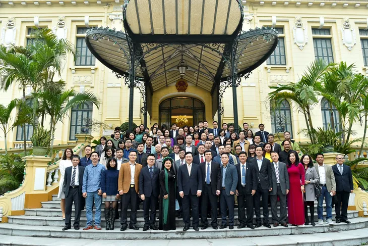 Phóng viên báo chí không quản khó chuyển tải thông điệp đối ngoại quan trọng của Đảng và Nhà nước tới dư luận - Ảnh 9. Phóng viên báo chí không quản khó chuyển tải thông điệp đối ngoại quan trọng của Đảng và Nhà nước tới dư luận - Ảnh 9.