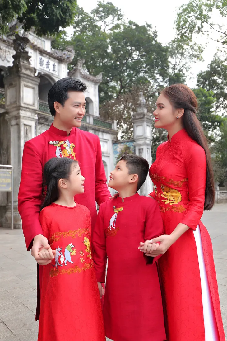 Phạm Phương Thảo ra mắt MV Tết với sáng tác của chính mình - Ảnh 8. Phạm Phương Thảo ra mắt MV Tết với sáng tác của chính mình - Ảnh 8.