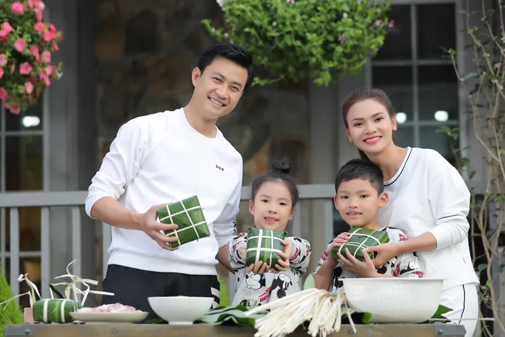 Phạm Phương Thảo ra mắt MV Tết với sáng tác của chính mình - Ảnh 3. Phạm Phương Thảo ra mắt MV Tết với sáng tác của chính mình - Ảnh 3.