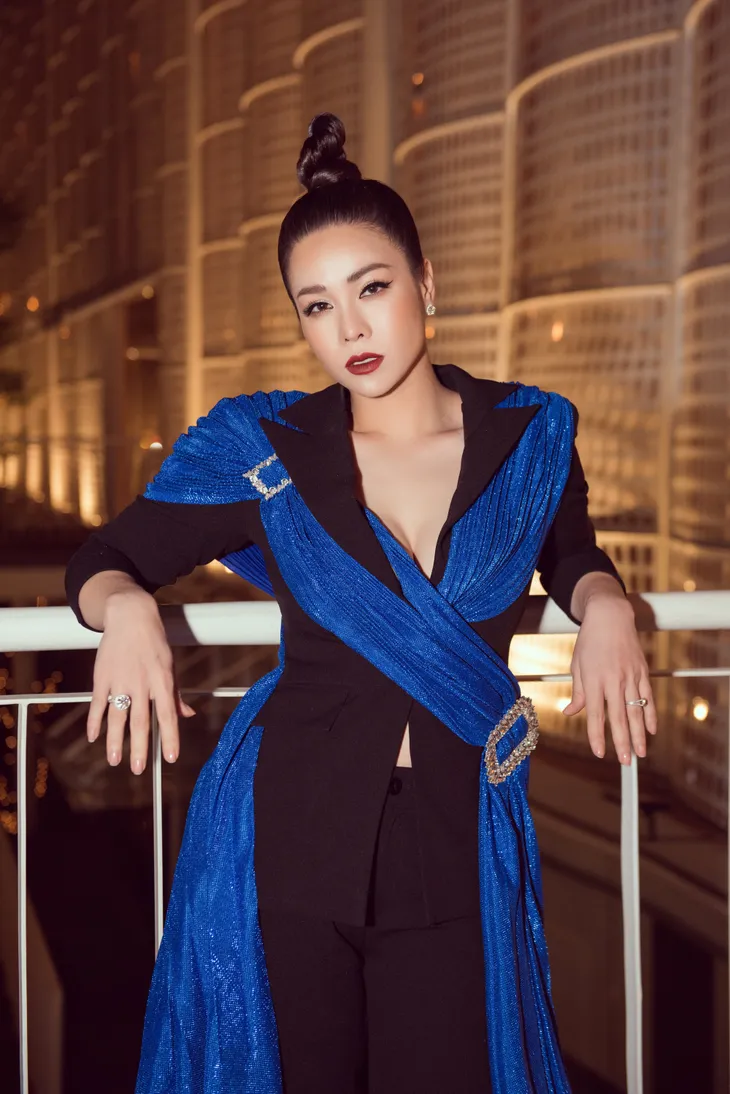 Nhật Kim Anh khoe tậu xế hộp 3 tỷ đồng sau một năm lao động miệt mài - Ảnh 8. Nhật Kim Anh khoe tậu xế hộp 3 tỷ đồng sau một năm lao động miệt mài - Ảnh 8.