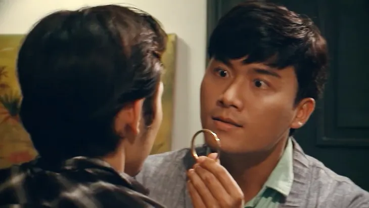 Nước mắt loài cỏ dại - Tập 19: Khang bắt quả tang Việt trộm vòng kỷ vật của cô út - Ảnh 3. Nước mắt loài cỏ dại - Tập 19: Khang bắt quả tang Việt trộm vòng kỷ vật của cô út - Ảnh 3.