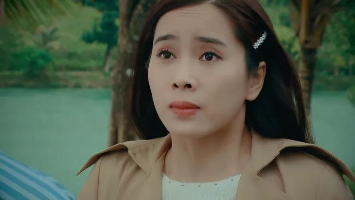 Nước mắt loài cỏ dại - Tập 19: Khang bắt quả tang Việt trộm vòng kỷ vật của cô út - Ảnh 6. Nước mắt loài cỏ dại - Tập 19: Khang bắt quả tang Việt trộm vòng kỷ vật của cô út - Ảnh 6.