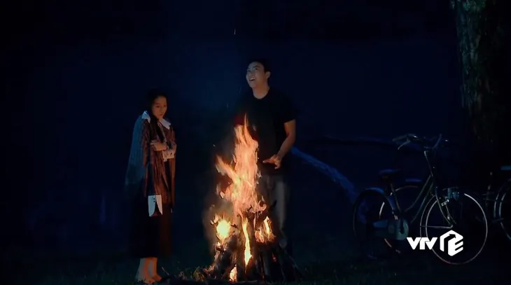 Nước mắt loài cỏ dại: Khang tan nát cõi lòng phát hiện Dạ Thảo yêu Trọng - Ảnh 4. Nước mắt loài cỏ dại: Khang tan nát cõi lòng phát hiện Dạ Thảo yêu Trọng - Ảnh 4.
