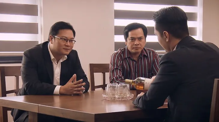 Sinh tử - Tập 40: Làm giá để hối lộ quan chức thay doanh nghiệp, Vũ (Việt Anh) bảo công chức không ăn chay - Ảnh 1. Sinh tử - Tập 40: Làm giá để hối lộ quan chức thay doanh nghiệp, Vũ (Việt Anh) bảo công chức không ăn chay - Ảnh 1.