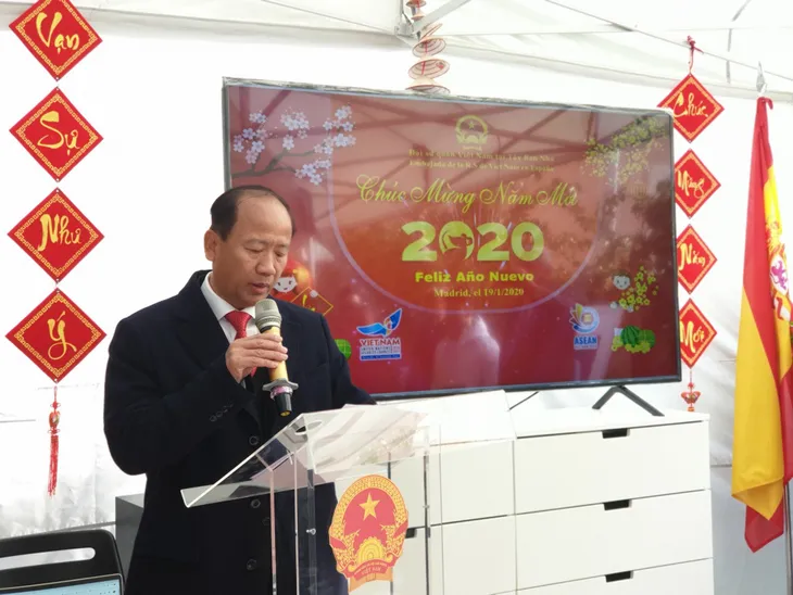 Đón Tết Canh Tý 2020 ấm áp của người Việt Nam tại Tây Ban Nha - Ảnh 1. Đón Tết Canh Tý 2020 ấm áp của người Việt Nam tại Tây Ban Nha - Ảnh 1.