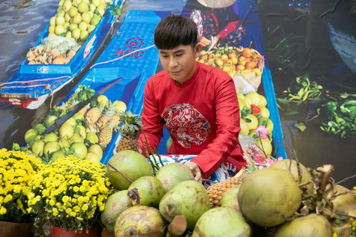 Châu Gia Kiệt mách cánh mày râu chọn “áo dài “ cực chất diện Tết - Ảnh 18. Châu Gia Kiệt mách cánh mày râu chọn “áo dài “ cực chất diện Tết - Ảnh 18.