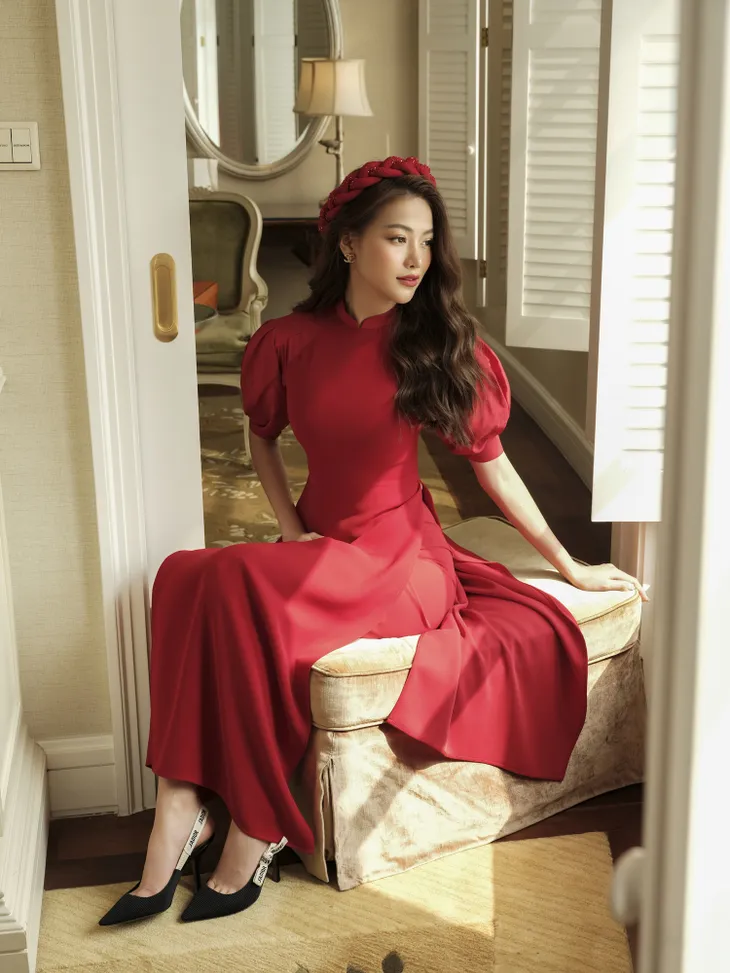 Phương Khánh hoá tiểu thư ngọc ngà trong bộ ảnh áo dài Tết - Ảnh 3. Phương Khánh hoá tiểu thư ngọc ngà trong bộ ảnh áo dài Tết - Ảnh 3.