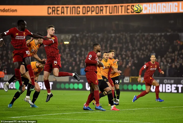 Wolverhampton 1-2 Liverpool: Người hùng Firmino - Ảnh 1. Wolverhampton 1-2 Liverpool: Người hùng Firmino - Ảnh 1.