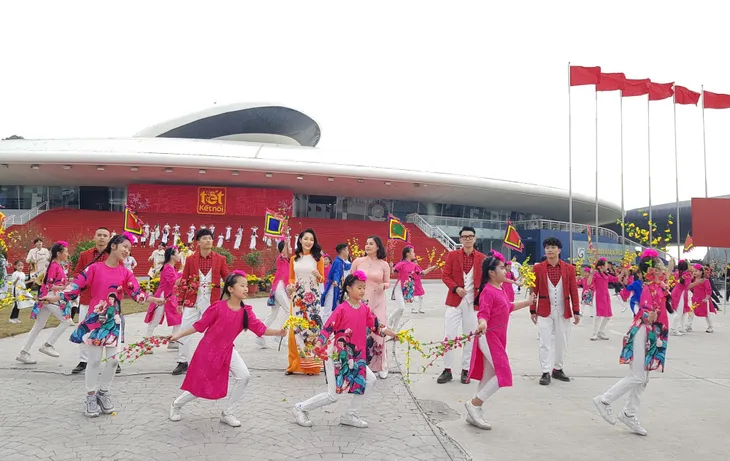 Điểm nhấn các chương trình ngày 30 Tết trên sóng VTV - Ảnh 1. Điểm nhấn các chương trình ngày 30 Tết trên sóng VTV - Ảnh 1.