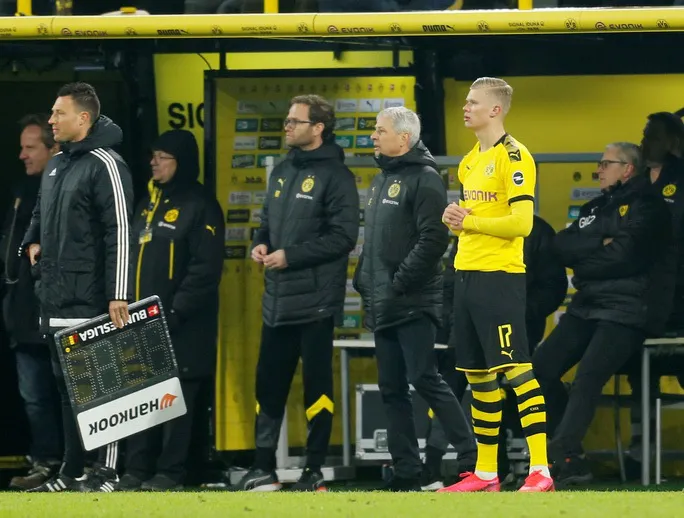 Erling Haaland tiếp tục ghi bàn, Dortmund đại thắng Cologne - Ảnh 4. Erling Haaland tiếp tục ghi bàn, Dortmund đại thắng Cologne - Ảnh 4.