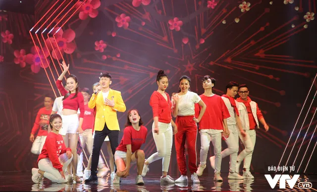 Hé lộ dàn ca sĩ góp mặt trong Gala cười 2020 - Ảnh 3. Hé lộ dàn ca sĩ góp mặt trong Gala cười 2020 - Ảnh 3.