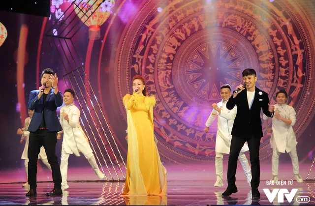 Hé lộ dàn ca sĩ góp mặt trong Gala cười 2020 - Ảnh 11. Hé lộ dàn ca sĩ góp mặt trong Gala cười 2020 - Ảnh 11.