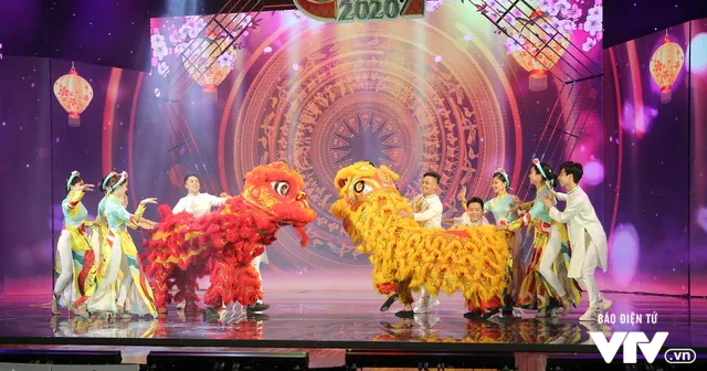 Hé lộ dàn ca sĩ góp mặt trong Gala cười 2020 - Ảnh 12. Hé lộ dàn ca sĩ góp mặt trong Gala cười 2020 - Ảnh 12.