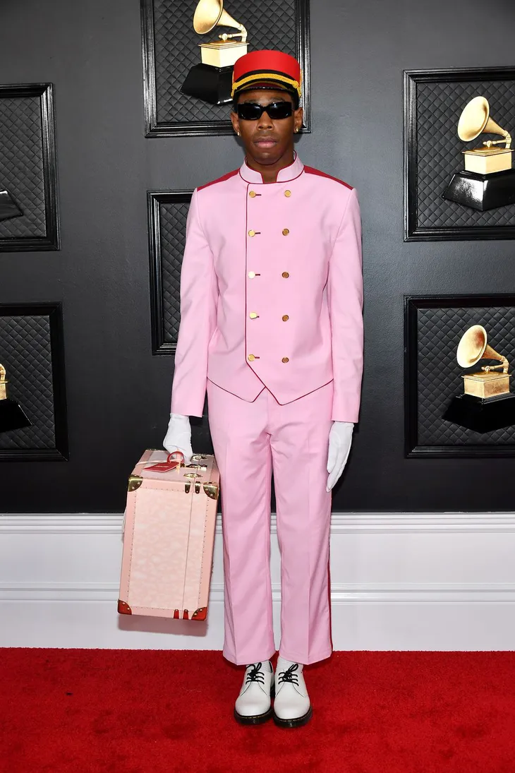 Grammy 2020: Dàn sao hạng A đua nhau khoe sắc trên thảm đỏ - Ảnh 4. Grammy 2020: Dàn sao hạng A đua nhau khoe sắc trên thảm đỏ - Ảnh 4.