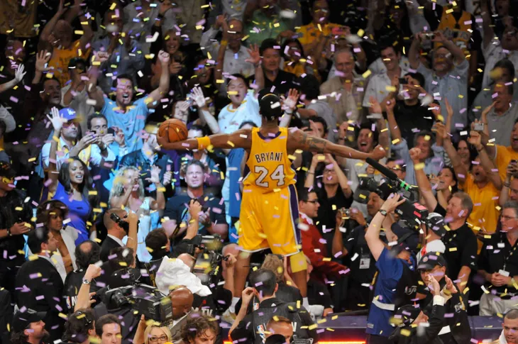 Nhìn lại những dấu ấn trong sự nghiệp Kobe Bryant - Ảnh 3. Nhìn lại những dấu ấn trong sự nghiệp Kobe Bryant - Ảnh 3.