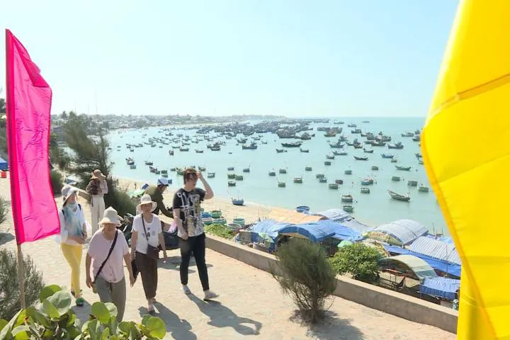 Bình Thuận đặt mục tiêu đón 7 triệu lượt khách du lịch trong năm 2020 - Ảnh 1. Bình Thuận đặt mục tiêu đón 7 triệu lượt khách du lịch trong năm 2020 - Ảnh 1.