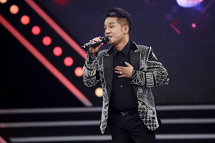 Minh Nhí bất ngờ thay thế Việt Hương làm MC Tối chủ nhật vui vẻ - Ảnh 1. Minh Nhí bất ngờ thay thế Việt Hương làm MC Tối chủ nhật vui vẻ - Ảnh 1.