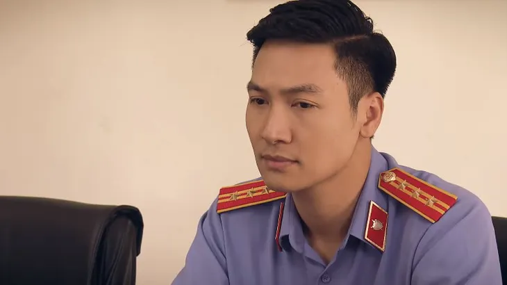 Sinh tử - Tập 41: Khôi nhắc Huy đừng sa đà điều tra, phải sớm khép lại vụ án Thanh Giang như chỉ đạo của Chủ tịch tỉnh - Ảnh 2.