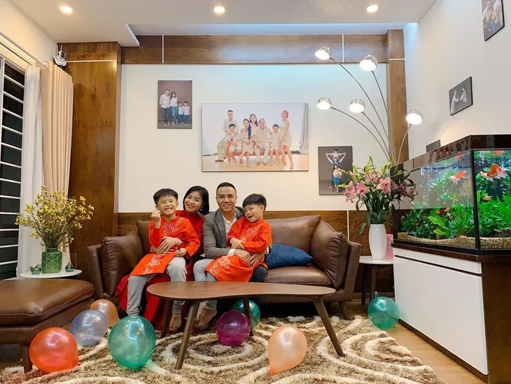 Nữ MC, BTV VTV diện áo dài duyên dáng dịp Tết - Ảnh 8. Nữ MC, BTV VTV diện áo dài duyên dáng dịp Tết - Ảnh 8.