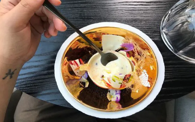 Món ăn đại gia: Ly kem đắt nhất thế giới ngon cỡ nào? - Ảnh 3. Món ăn đại gia: Ly kem đắt nhất thế giới ngon cỡ nào? - Ảnh 3.