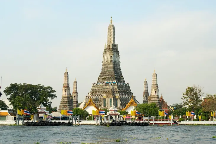 Du lịch Thái Lan: Những ngôi chùa nhất định bạn phải ghé thăm khi tới Bangkok - Ảnh 2. Du lịch Thái Lan: Những ngôi chùa nhất định bạn phải ghé thăm khi tới Bangkok - Ảnh 2.