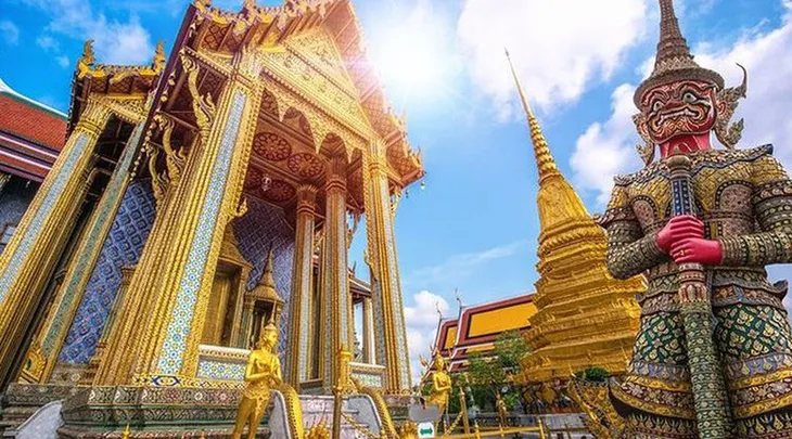 Du lịch Thái Lan: Những ngôi chùa nhất định bạn phải ghé thăm khi tới Bangkok - Ảnh 6. Du lịch Thái Lan: Những ngôi chùa nhất định bạn phải ghé thăm khi tới Bangkok - Ảnh 6.