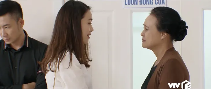 Hoa hồng trên ngực trái - Tập 45: Hiến tim cho Bống, Thái ra đi thanh thản như để chuộc mọi lỗi lầm - Ảnh 8. Hoa hồng trên ngực trái - Tập 45: Hiến tim cho Bống, Thái ra đi thanh thản như để chuộc mọi lỗi lầm - Ảnh 8.