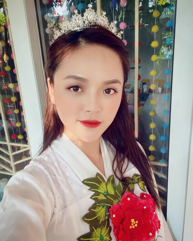 Vào vai chị Hằng, sao Việt nào đẹp nhất mùa Trung thu 2020? - Ảnh 3.