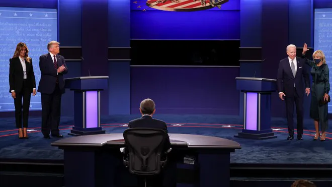 Donald Trump - Joe Biden: Ai thể hiện tốt hơn trong phiên tranh luận đầu tiên? - Ảnh 2. Donald Trump - Joe Biden: Ai thể hiện tốt hơn trong phiên tranh luận đầu tiên? - Ảnh 2.