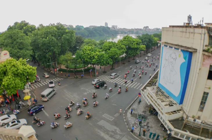 66 năm ngày giải phóng Thủ đô: Cho một Hà Nội, hôm nay và mai sau - Ảnh 2.