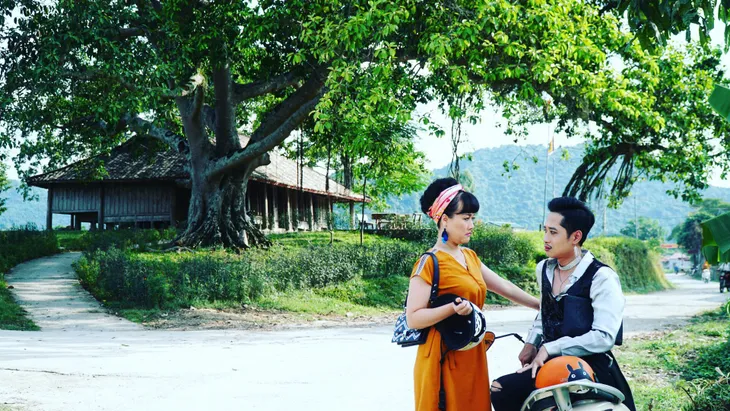 Té ngửa trước tạo hình của Mạnh Hưng - Vân Dung trong Hướng dương ngược nắng - Ảnh 2. Té ngửa trước tạo hình của Mạnh Hưng - Vân Dung trong Hướng dương ngược nắng - Ảnh 2.