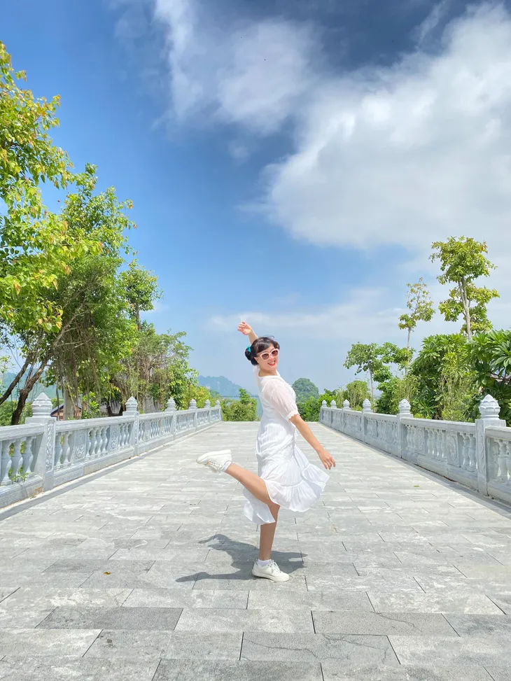 Vân Dung tung bộ ảnh cực cool đón sinh nhật - Ảnh 5. Vân Dung tung bộ ảnh cực cool đón sinh nhật - Ảnh 5.